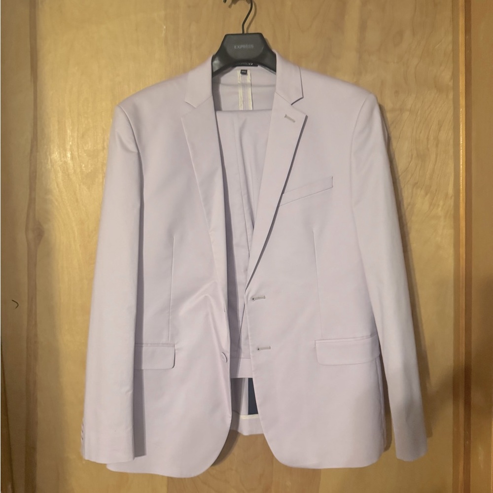 Express Men's Soft Lavender suit